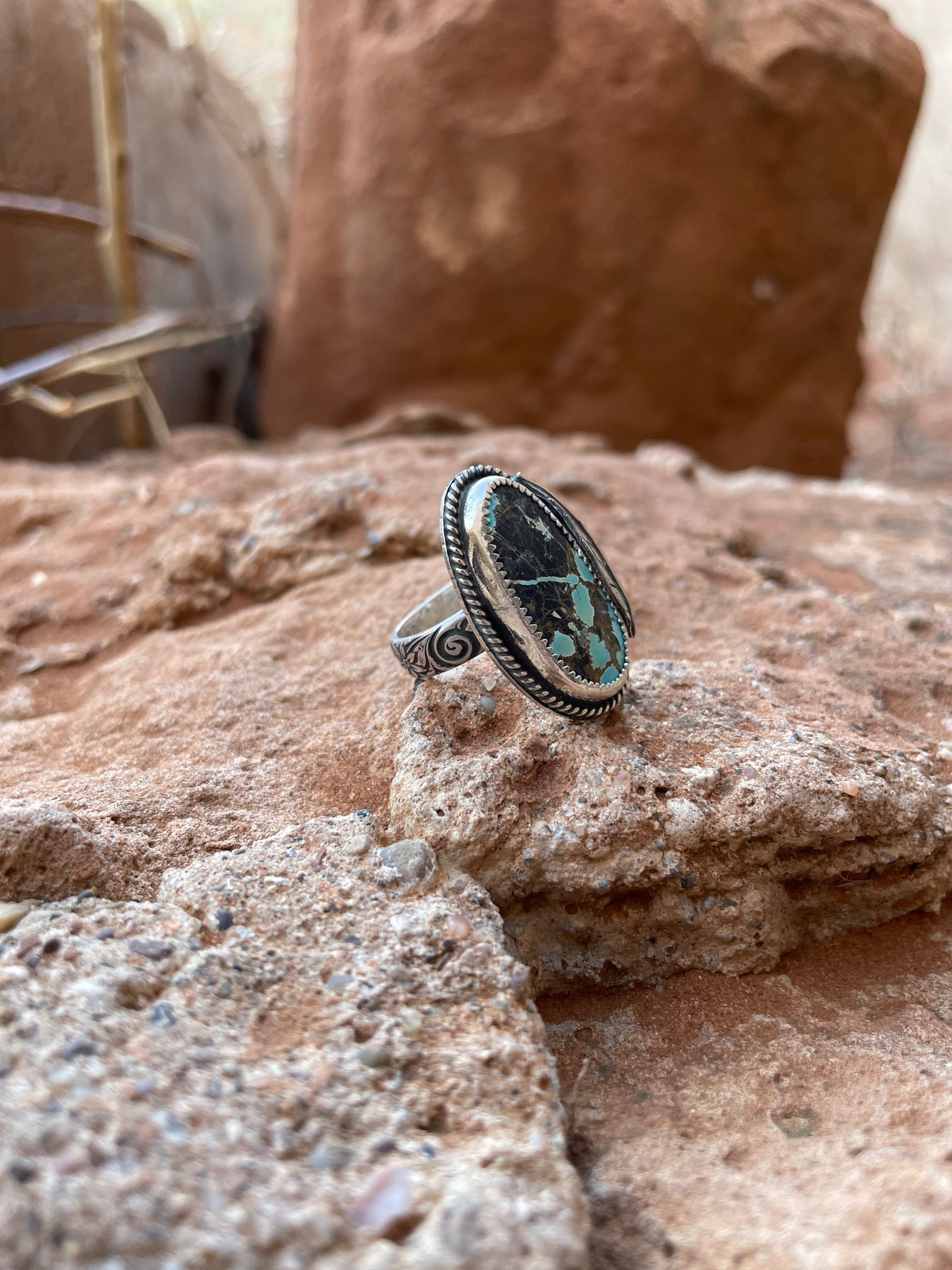 Boulder Leaf Statement Ring